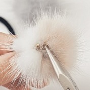 作り方 ダイソーのフェイクファーヤーンで作る可愛いポンポンハンドメイドの作り方・アイデア暮らしニスタ