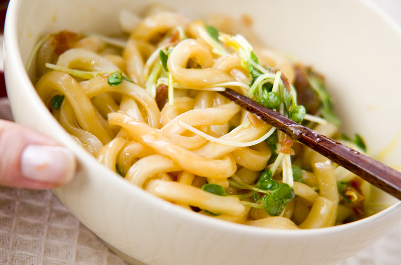 誰でも作れる！混ぜそば風うどん