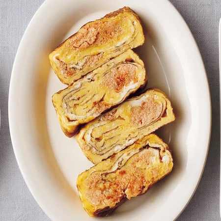 だし巻き卵の明太子 マヨネーズ和えの献立 副菜：きゅうりとわかめの酢の物、汁物：キャベツとしめじの味噌汁 献立・メニュー 味の素パーク たべる楽しさを、もっと