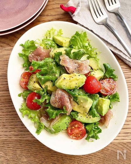 こんな組み合わせもアリ？！チキンライスに合う献立20選。おかずや副菜・汁物まで - macaroni