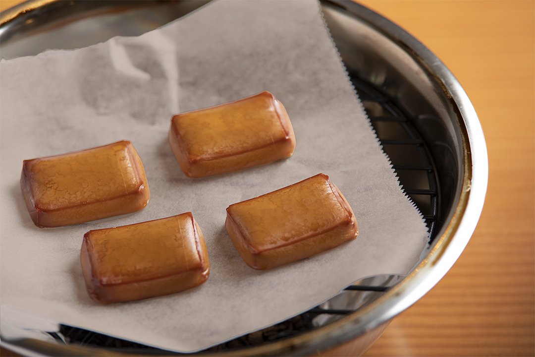 キャンプで燻製の作り方!100均 セリア の燻製器でも美味しくできる!卵などおすすめ食材の紹介もまいキャン! まいにちキャンプ!