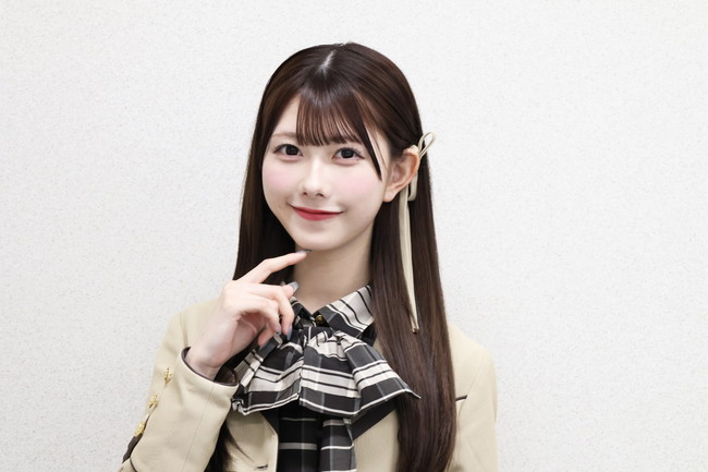 ASMR 千葉恵里が耳元でささやいたり、おかし食べたり。 - YouTube