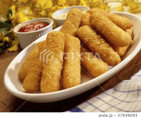 ピカール公式 フィッシュフライ マルチグレイン冷凍 8個入 8 aiguillettes de cabillaud panure multigrains, MSC – Picard ピカール 冷凍食品 Online Shop