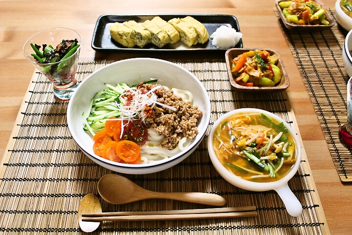 豚しゃぶサラダ冷やしうどん の献立。オリーブオイルの おいしい楽しい・キッチン大好き♪