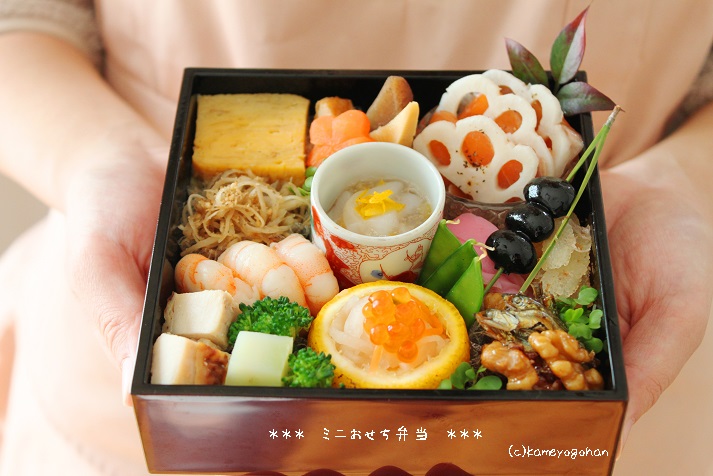 おせちの詰め方を解説！二段重・三段重の食材や盛り付けルールを紹介！2025年 おせち料理通販予約-ベルーナグルメ