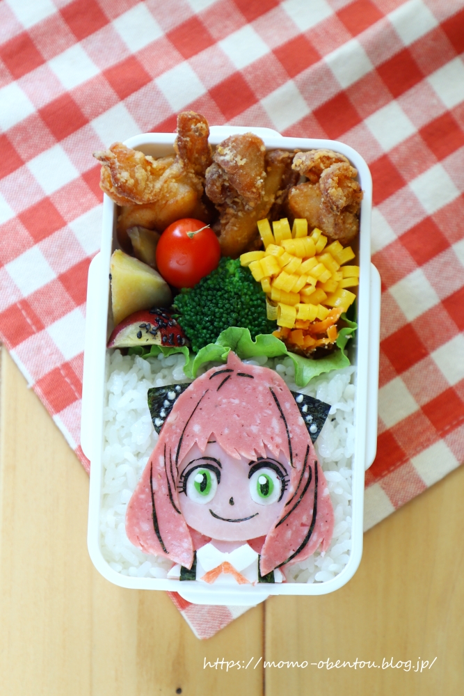 トトロと白トトロのお弁当＊キャラ弁 高速動画あり: momo's obentou＊キャラ弁 Powered by ライブドアブログ