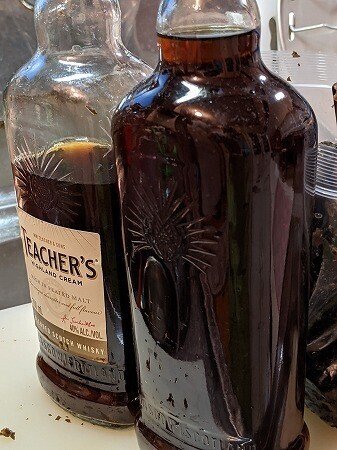 どくだみ酒・できました！飲んでおいしい。ローションとして全身に使える。飲み方、使い方をご紹介