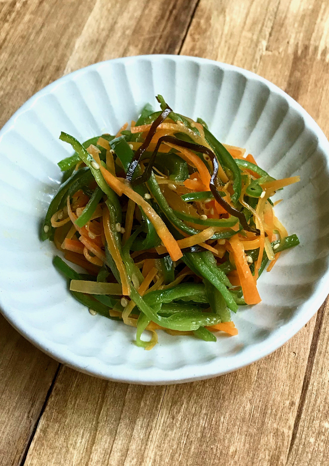 ご飯とよく合うよ！ピーマンの塩昆布炒め