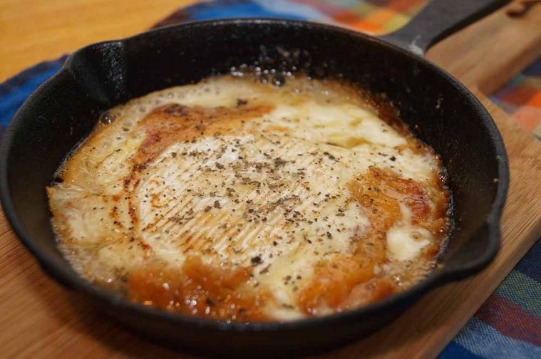 明太子クリームソースで食べる カマンベール温野菜