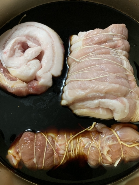 お肉がふんわり♪ 圧力鍋で豚ヒレ煮豚