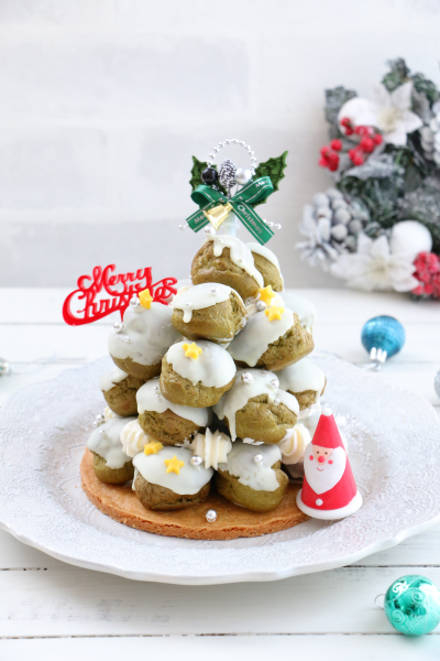 やっと2013初お菓子『クッキーシュークリーム』Happy Delicious Bakery