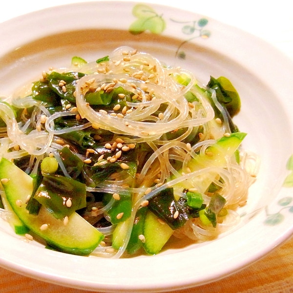 簡単6分 ダイエット中の作り置きにも！「わかめと油揚げのピリ辛春雨サラダ」Spicy Vermicelli Salad