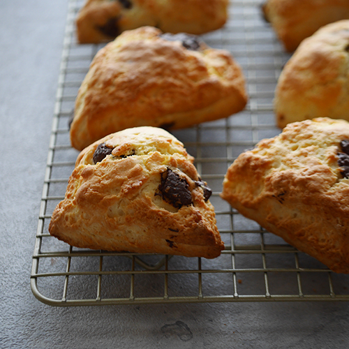 スーパーカップ アレンジ 公式 スコーンTikTok