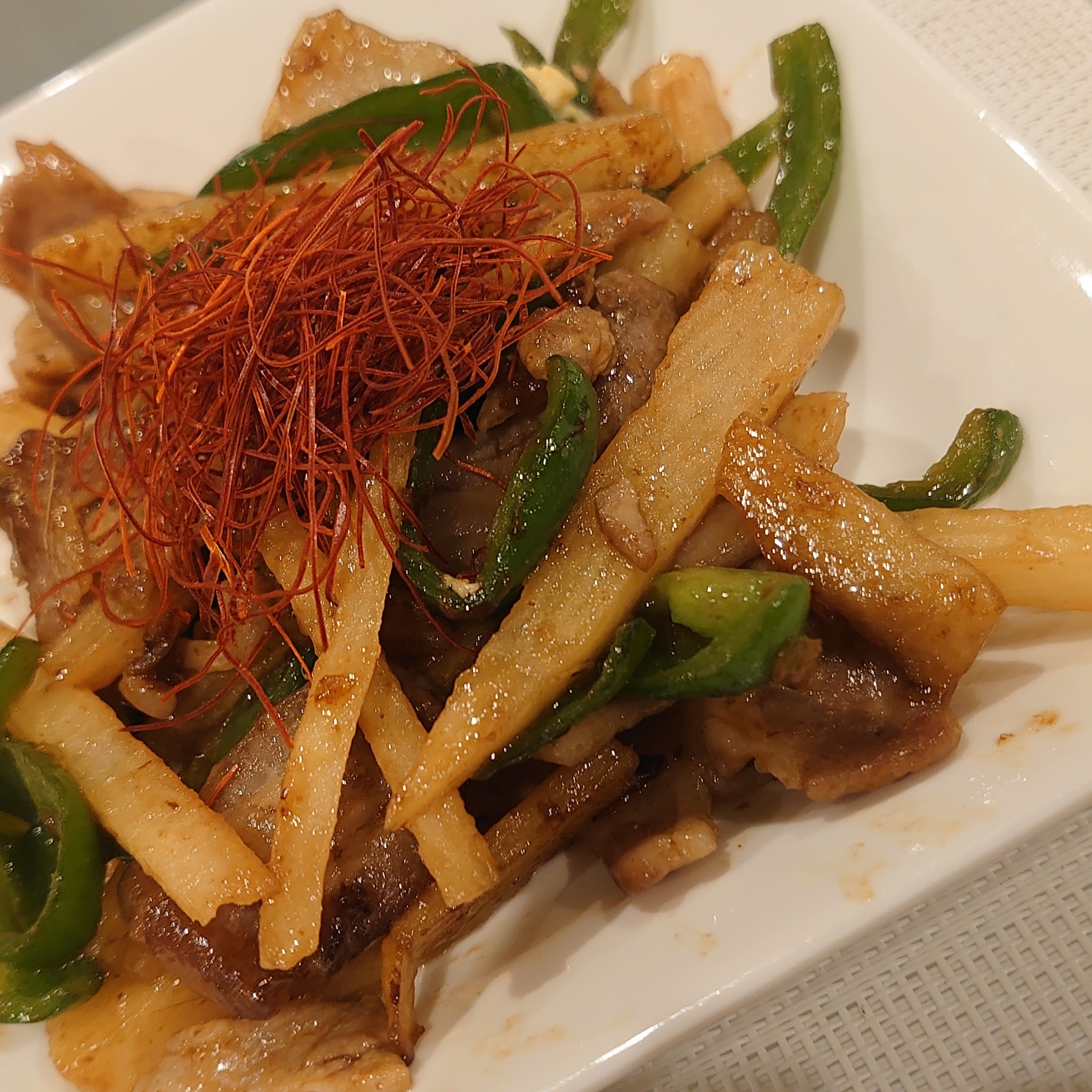 夕飯のおかず☆豚バラ肉と長芋のオイスターソース炒め