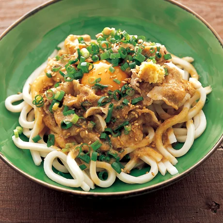 台湾混ぜそば風釜玉うどん