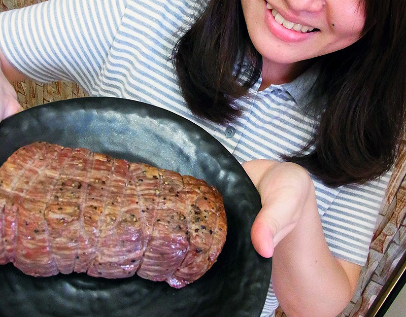 レシピも紹介 ローストビーフを冷凍してペラッペラに薄く切る！簡単すぎるコツを動画で教えます♪ローストビーフ丼にして美味しく食べよう☆冷凍orパーシャルで誰でもできる！- YouTube