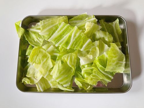 下味冷凍 キャベツと鶏もも肉のガーリック炒め