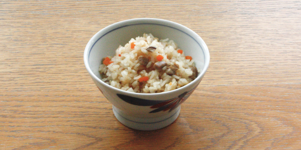 沖縄の炊き込みご飯。行事に欠かせない郷土料理「ジューシー」とは？ – オリオンストーリ