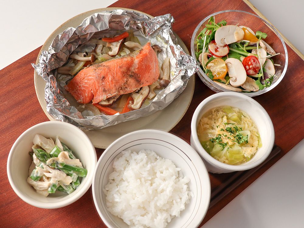 にんじんとピーマンのコンソメスープレシピ・料理タニタ社員食堂レシピ