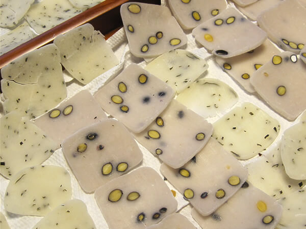 揚げたては手作りならではの美味しさ♡意外とアレンジができるかき餅レシピ