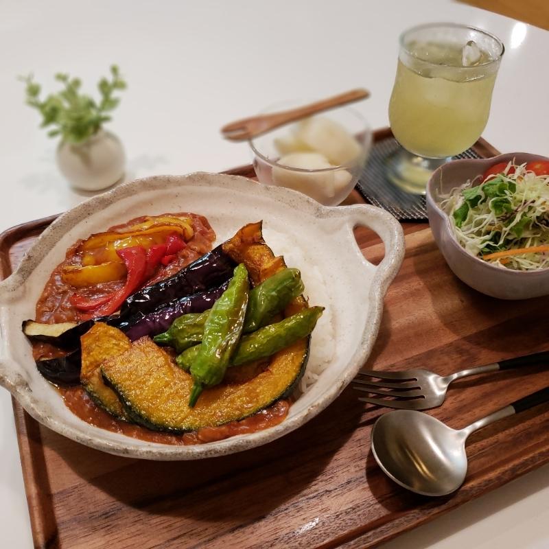 素揚げ野菜がおいしい 夏野菜のカレ