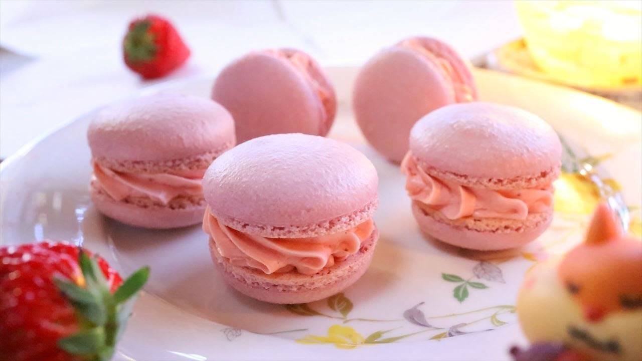 クリスマスのお菓子に♡卵白を使わない簡単マカロンの作り方♪EMMARY エマリーby TeamCinderella