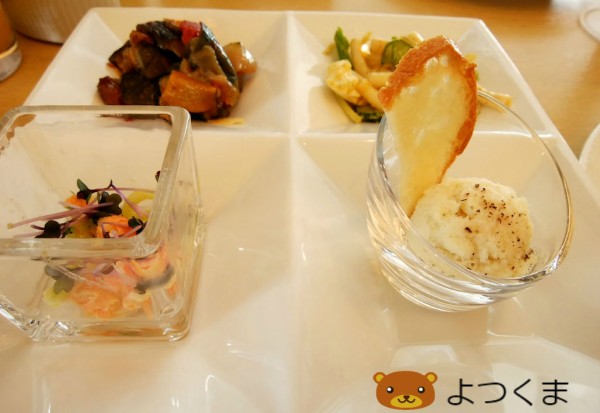 ビュッフェとバイキングの違いは何？特徴や食事マナーについても解説！クラシル