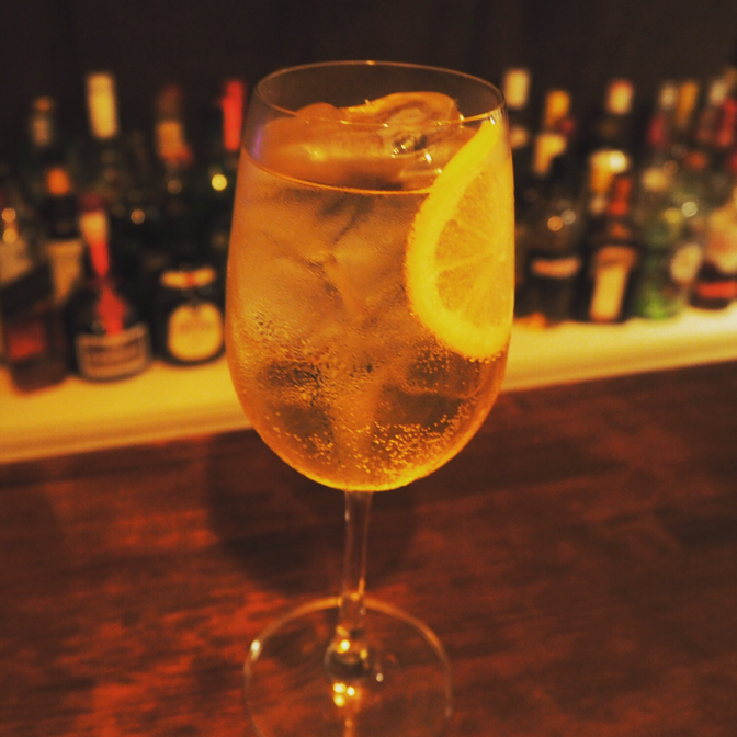 スペインの人気カクテル!「カリモーチョ」の作り方とレシピまとめ