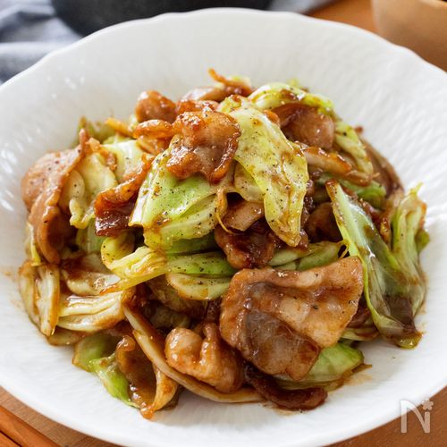 豚ロースとたっぷりキャベツの味噌炒め