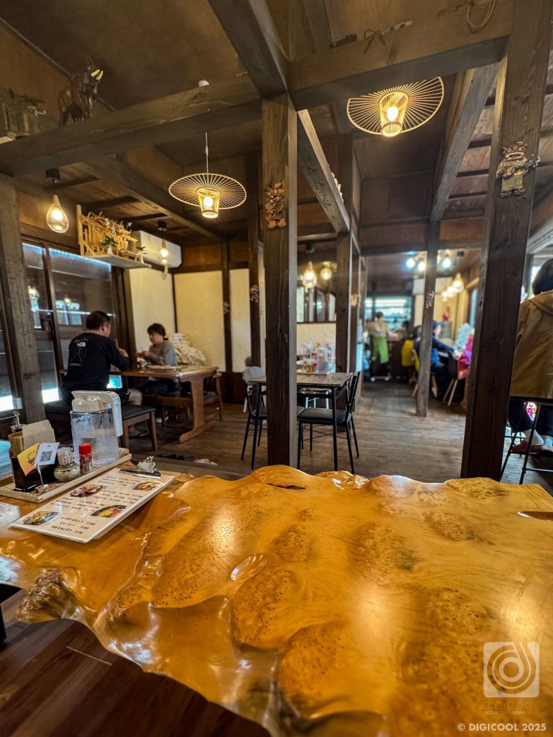 沖縄の古民家を訪ねて ひなたぼっこしながら家庭料理を味わう浜比嘉島の「古民家食堂 てぃーらぶい」沖縄の観光情報はFeel Okinawa