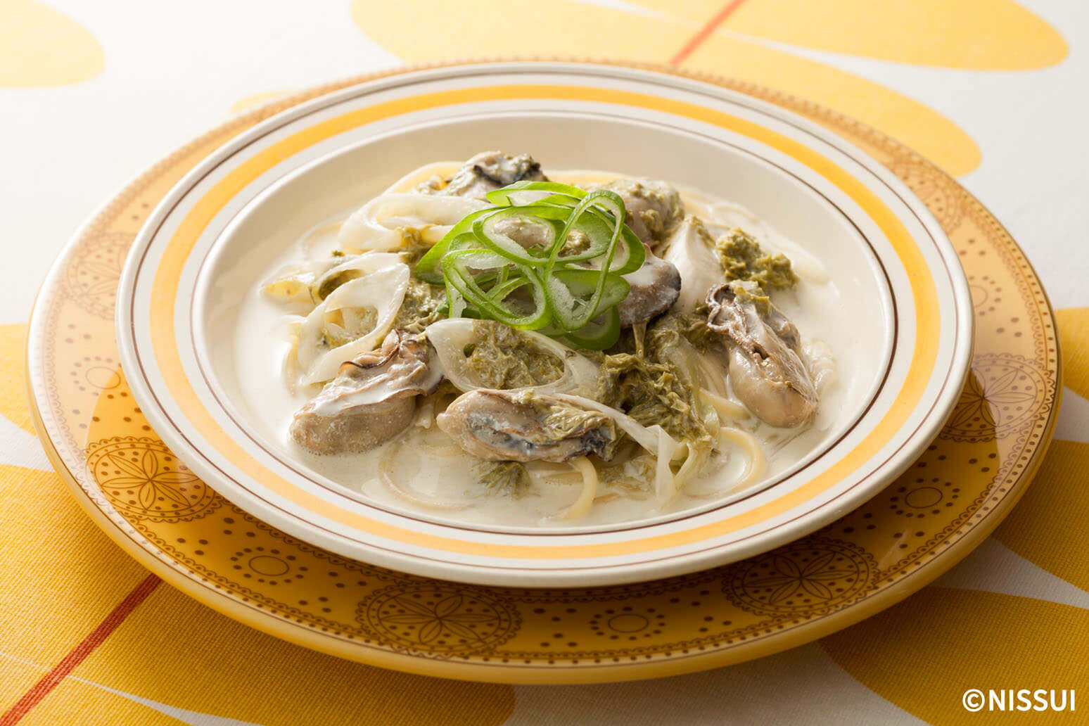 牡蠣と白菜のクリームパスタ