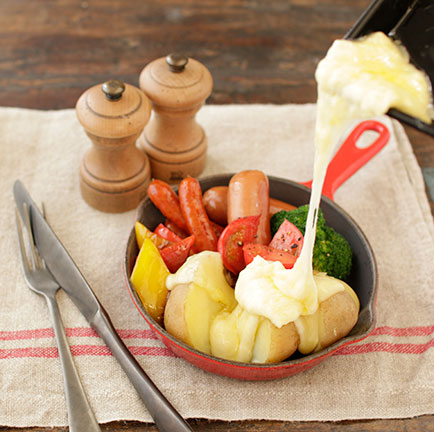 コストコのラクレットチーズなら自宅で気軽にラクレットが楽しめる！│TASTY TIME テイスティータイム