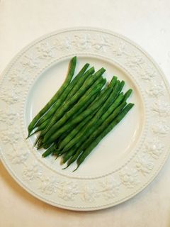 レンジでいんげんの塩茹で