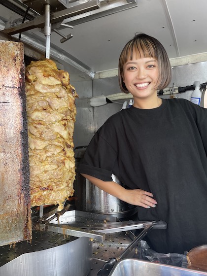 ケバブキッチンカーの開業手順と儲かるコツ4選を解説！初期費用は346万円！はじめてのキッチンカ