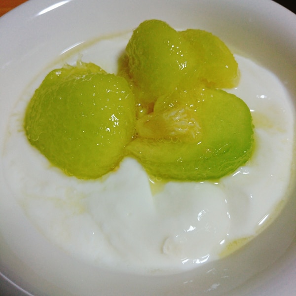 メロンのコンポートメロン果汁のシロップ