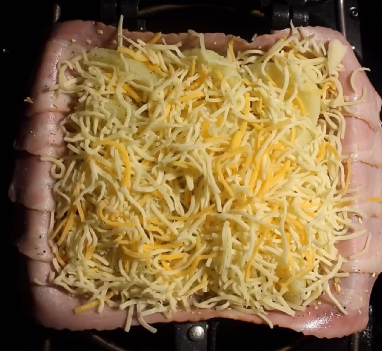 ホットサンドだけじゃない！SNSフォロワー数40万人超えのリロ氏によるホットサンドメーカーレシピ！ 作ってみたダ・ヴィンチWeb