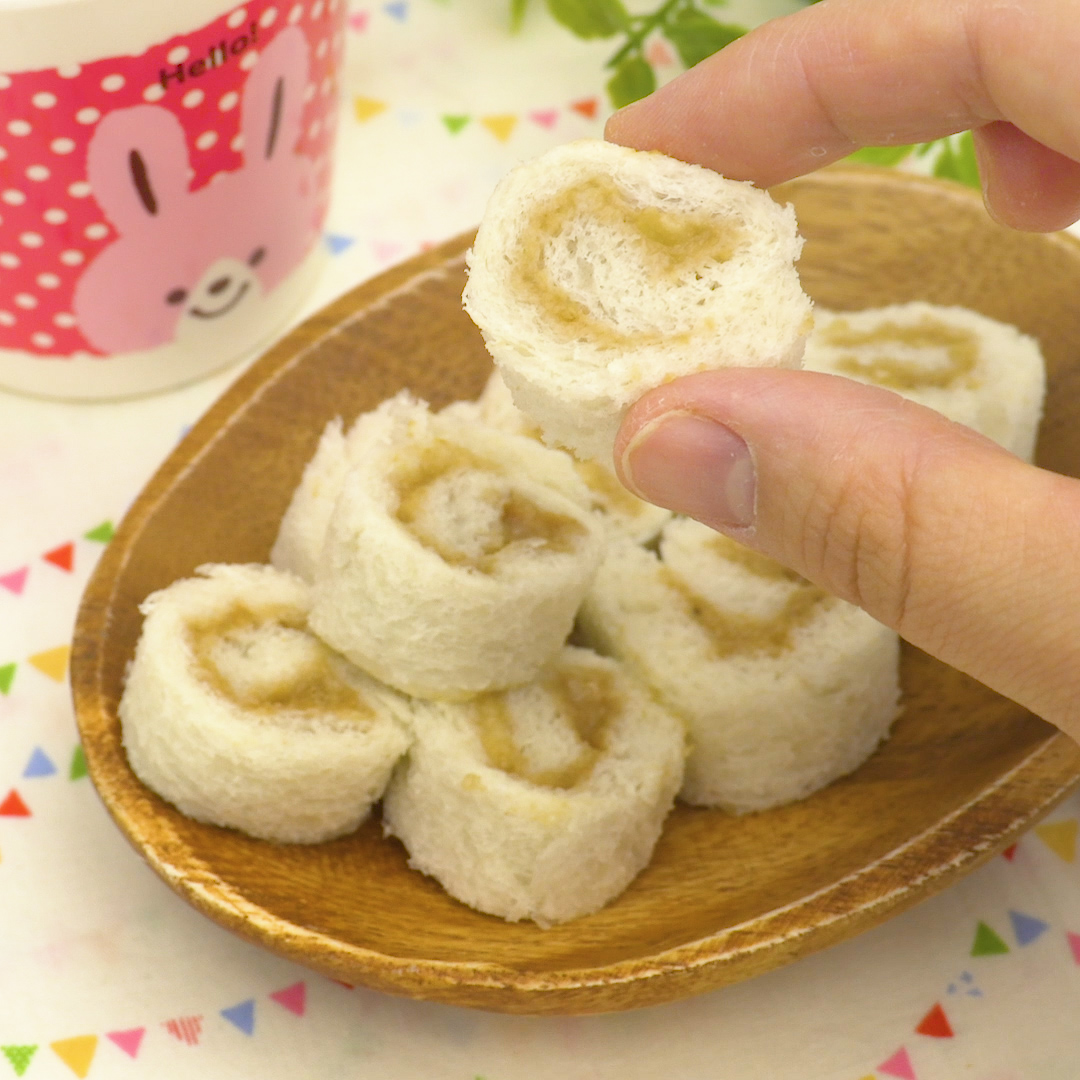 離乳食の食パンはいつからどう食べさせる？おすすめメーカーと進め方カモメモ