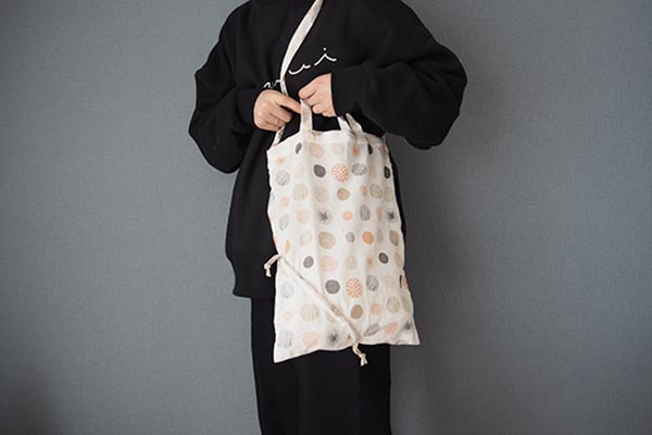 めちゃ簡単!直線縫いだけ❣️ 綺麗に仕上がります❣️ 100均さんの手ぬぐい1枚使い切り❣️