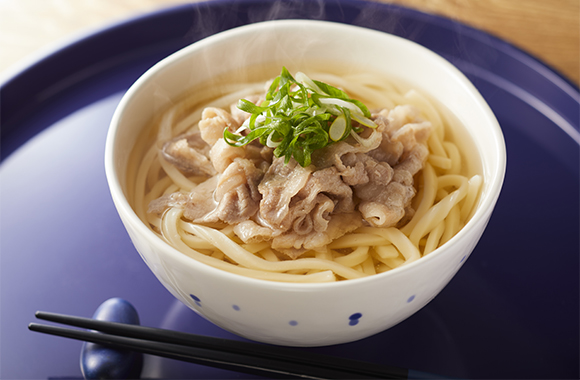 甘辛アツアツ肉うどん