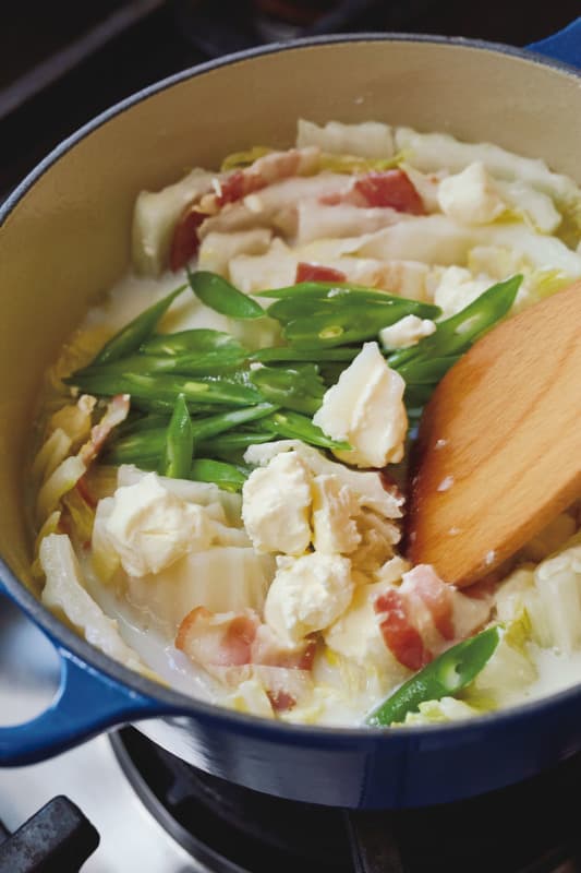 春キャベツとベーコンのだしバターパスタの献立 副菜：大根のホットレモンマリネ、汁物：チーズフォンデュ風コーンクリーム献立・メニュー 味の素パーク たべる楽しさを、もっと