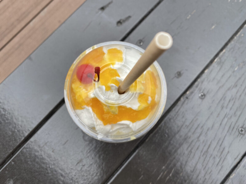 スタバ新作の“コーヒー牛乳”がおいしすぎてハマっちゃいそう！新しいけど懐かしい、気になるお味をレビュー - isuta イスタ-私の“好き”にウソをつかない