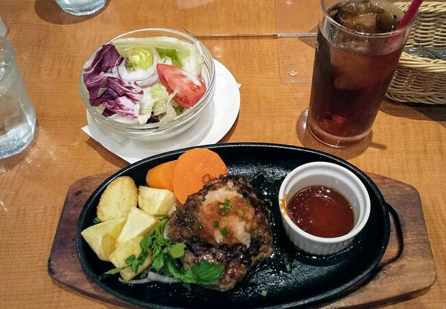 メニュー一覧：カフェ・トレイル&トラック - Retty レッティ日本最大級の実名型グルメサービス