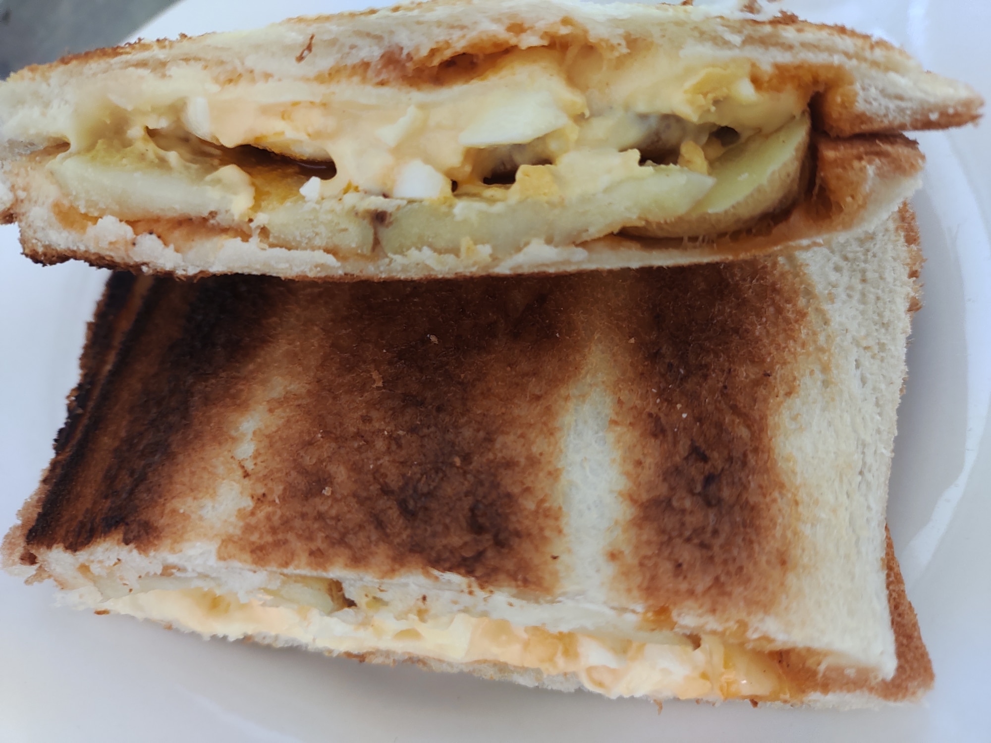 悪魔的に美味い！ポテサラチーズホットサンドのレシピ