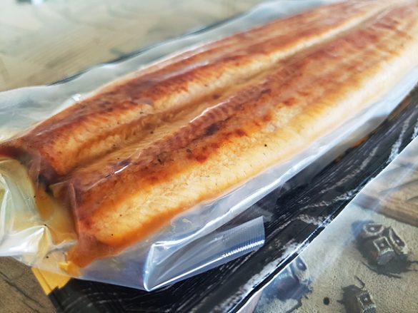 おうちで美味しい 『スーパーで買った鰻が美味しくなる方法』というのを試してみた - 旅のRESUME