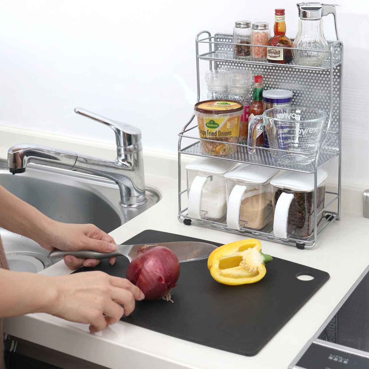 調味料の収納は隠すor見せる？料理や食事にも便利なしまい方とはCOVEARTH MAGAZINE