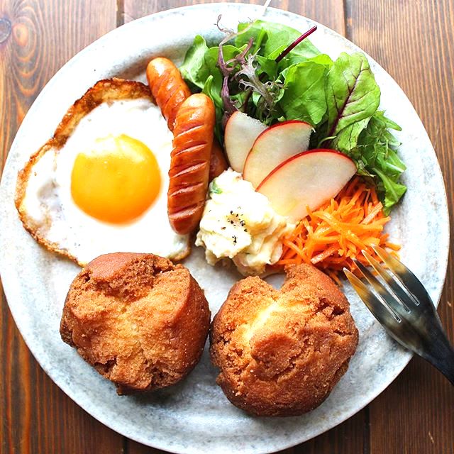 AWA SAKE & 塩麹と野菜のケークサレ - 今月のお酒・今月の料理 - 出羽桜酒造株式会社