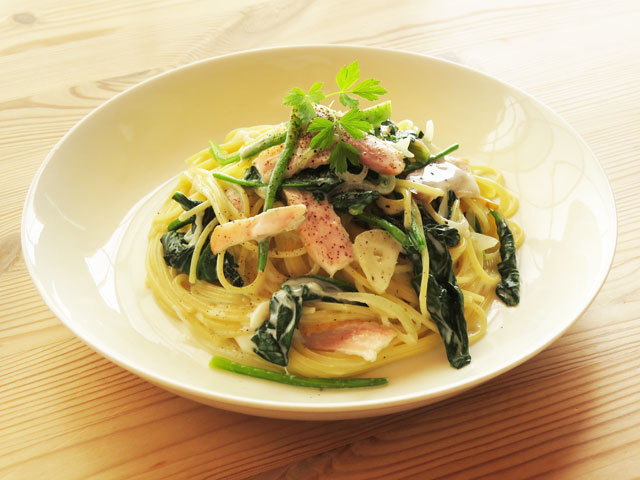 サイゼリヤ風 くたびれほうれん草パスタの作り方とレシピ