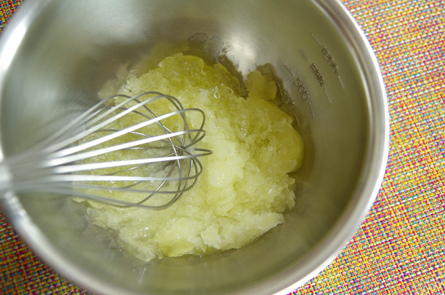 楽天市場 生クリーム 向け ハンドミキサー バレンタイン 7段階スピード調節 超軽量530g バレンタイン 日本メーカー ハンドブレンダー シンプル泡立て器 電動 ホイッパー ホイップ メレンゲ 安い おすすめ 簡単 取り外し 自立 軽い ミキサー おしゃれ : dish ディッシュ