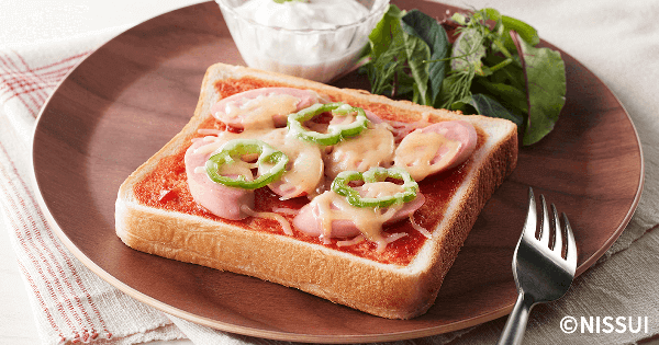一口で食べやすい！ 餃子の皮でおつまみキャンディ