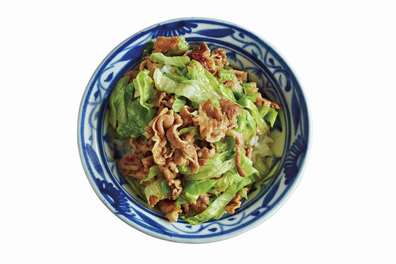 たっぷりレタスのねぎだれ蒸し鶏丼